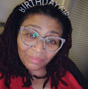 Meet your Posher, Ginger